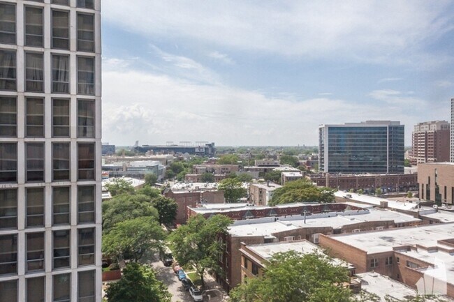 Building Photo - 3660 NORTH lake shore DRIVE, #1016