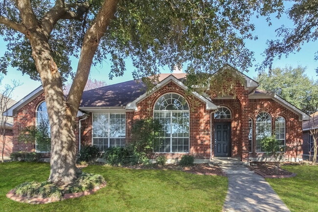 Building Photo - 2338 Liles Ln