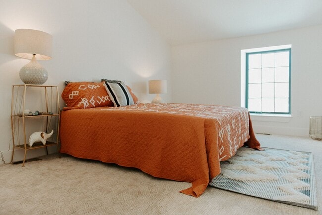 Building Photo - 2 Bed/2 Bath Historic Church Conversion in...