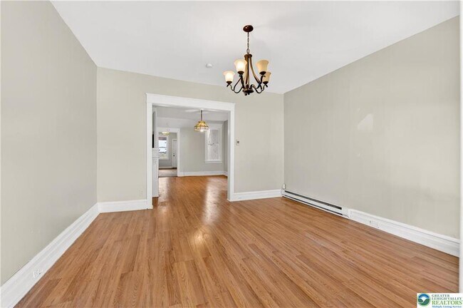 Building Photo - 503 W Gordon St