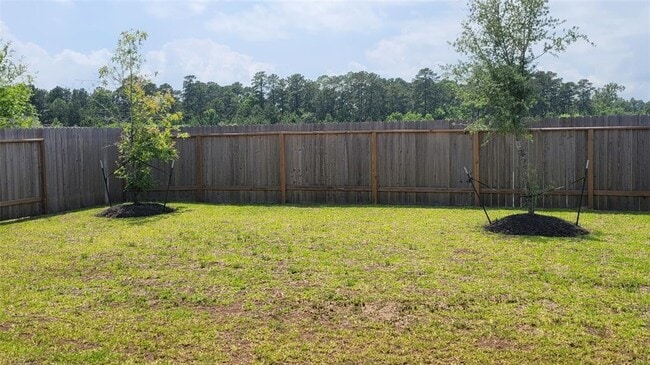 Building Photo - 526 Dalloway St