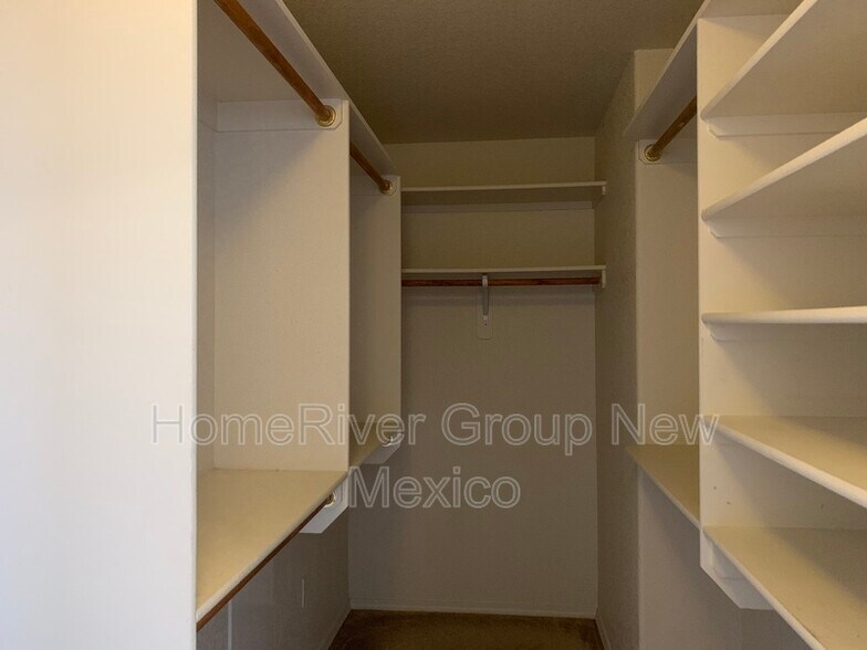 Building Photo - 1117 Toscana Dr SE