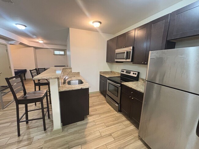 Interior Photo - 1432 N. Carlisle