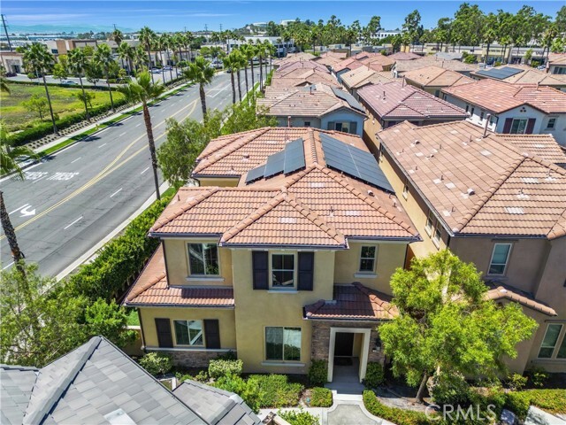 Building Photo - 137 Primrose Dr