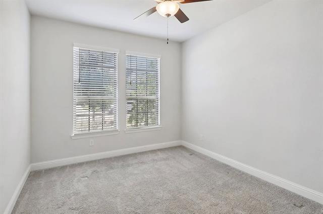 Building Photo - 1404 Brent Knoll Dr