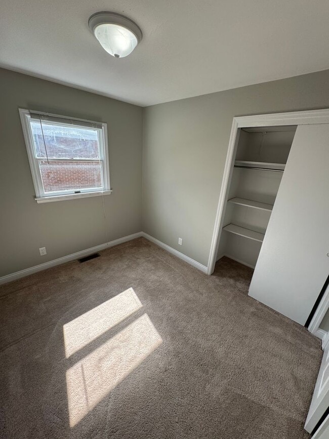 Building Photo - Four Bedroom Available in April - West Lafayette School District