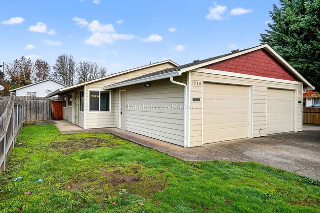 Building Photo - 1920 S Alpine St