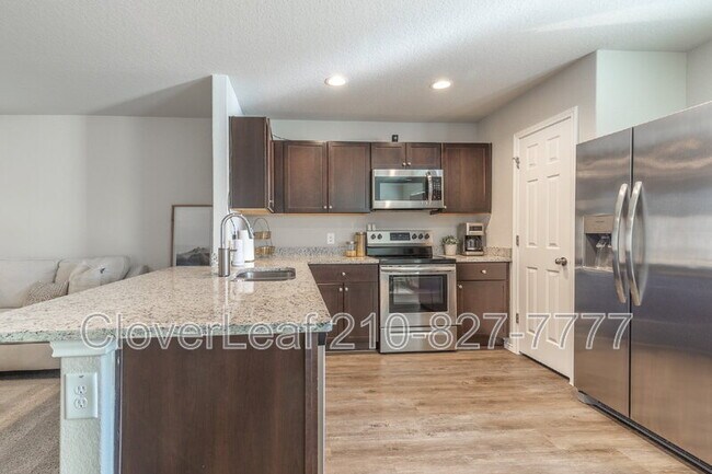 Building Photo - 227 Stevens Summit