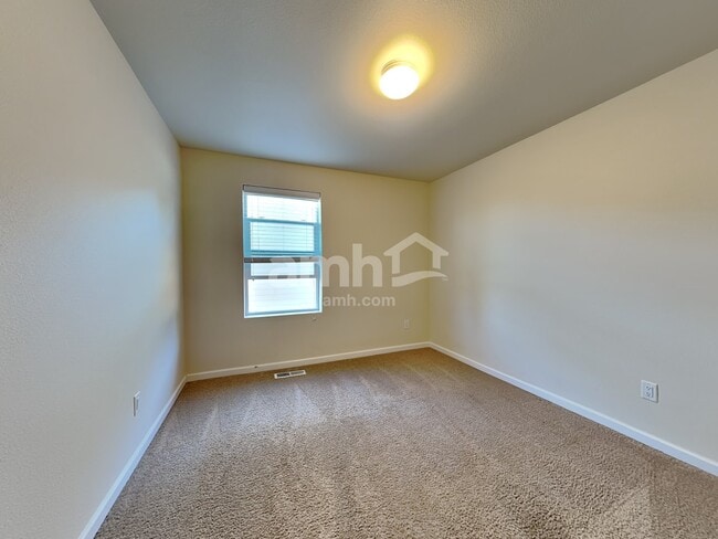 Building Photo - 1855 Blacktail Ln