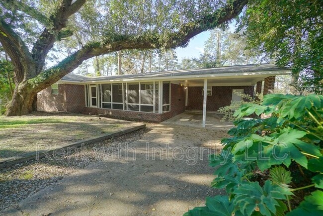 Building Photo - 1804 Skyland Dr