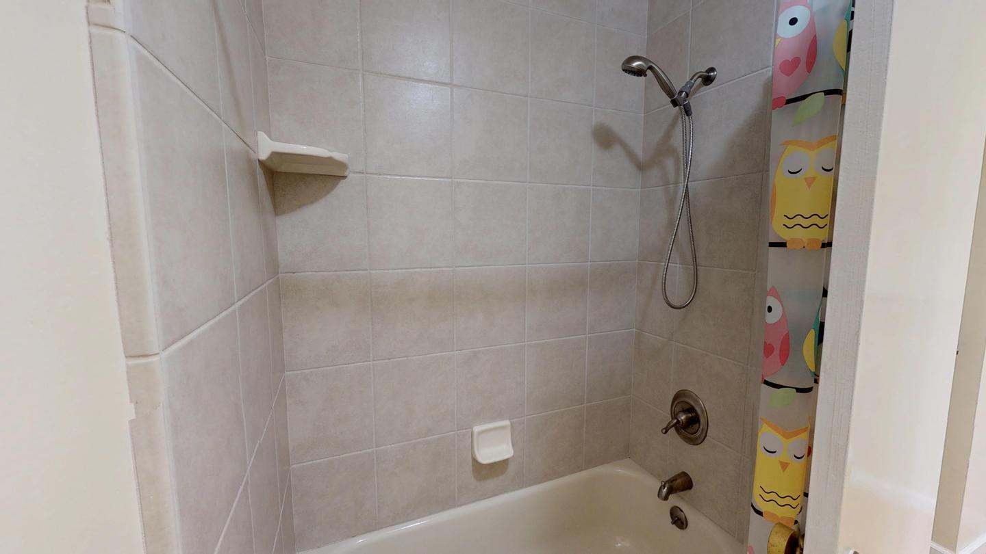 Building Photo - 702 Cassia St