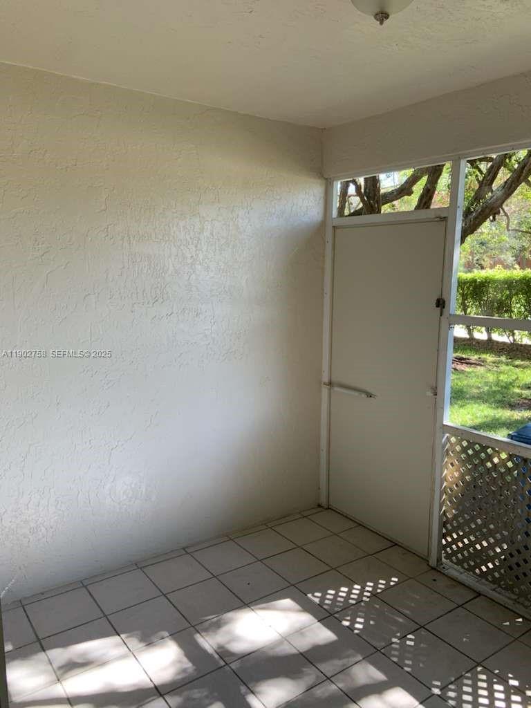 Building Photo - 21 Fleming Ct