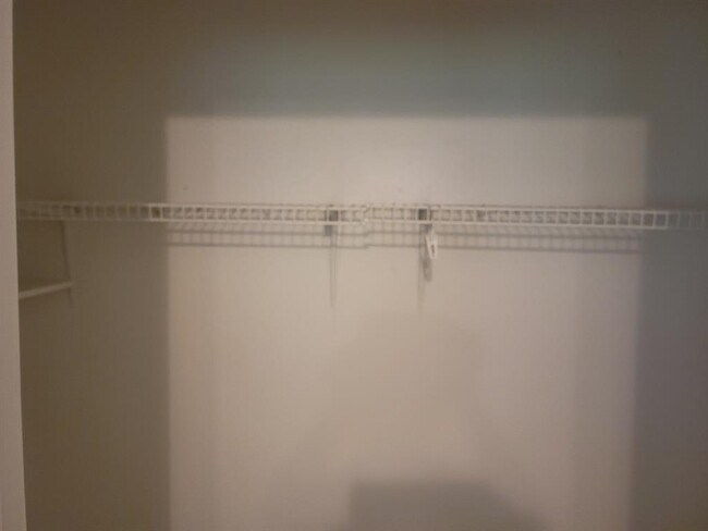 Building Photo - 13023 Maxim Dr