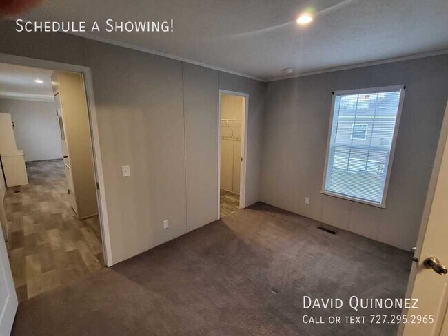 Building Photo - 3250 Maysville Pike