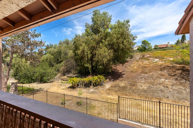 Building Photo - 12059 Alta Carmel Ct