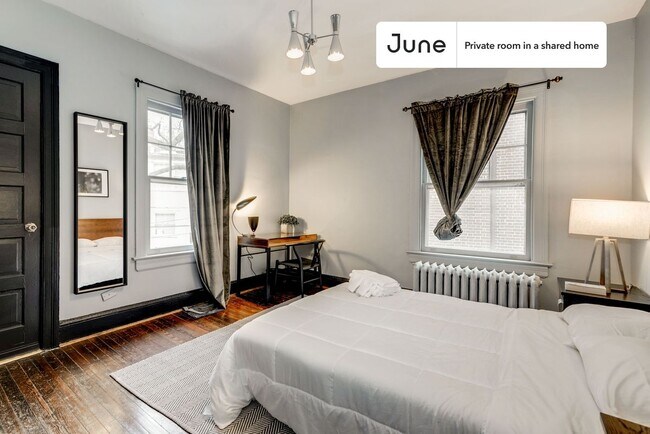 Building Photo - Room in Shared 7 bed/3.5 bath home