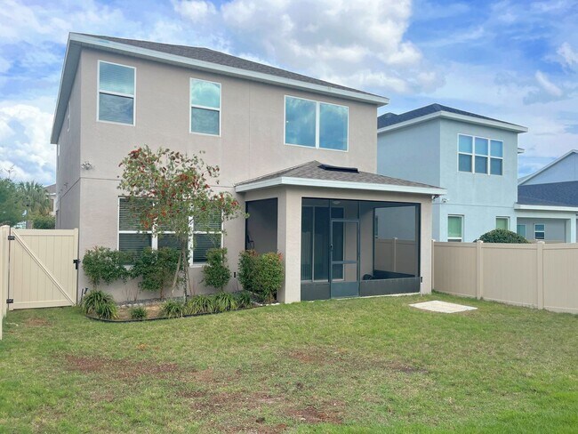 Building Photo - 2601 Pinnacle Ln