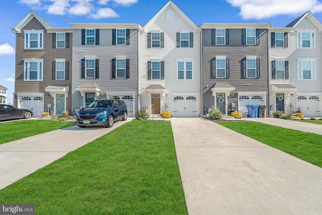 Building Photo - 205 Dalton Dr