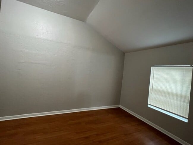 Building Photo - 1210 NW Baldwin- COMING SOON!