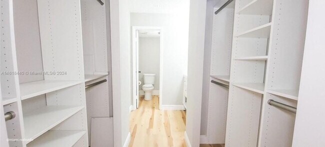 Building Photo - 6500 Cypress Rd