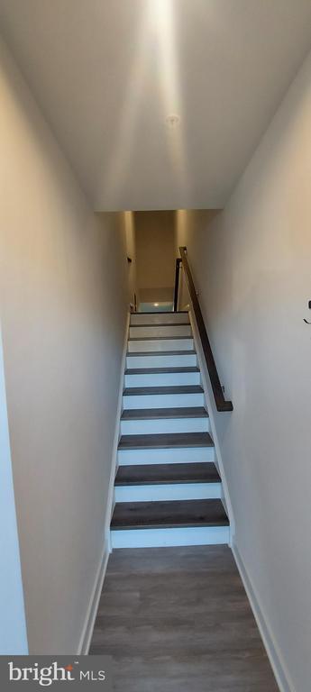 Building Photo - 5970 Fallfish Ct