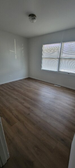 Building Photo - 829 Washington St