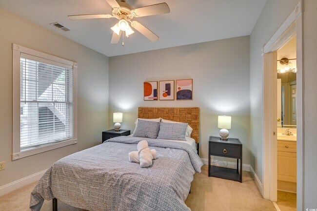 Building Photo - 4882 Luster Leaf Cir