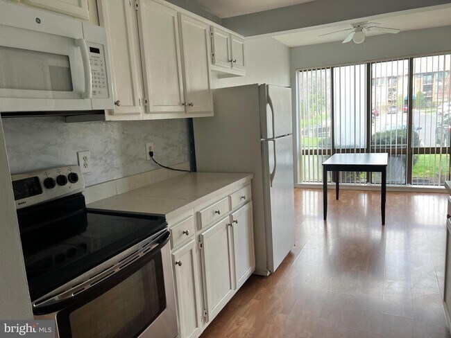 Building Photo - 8141 Needwood Rd