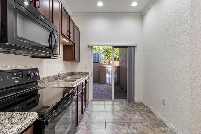 Building Photo - 2332 SE 16th Pl