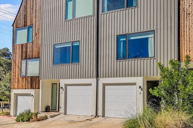 Building Photo - 410 W Alpine Rd