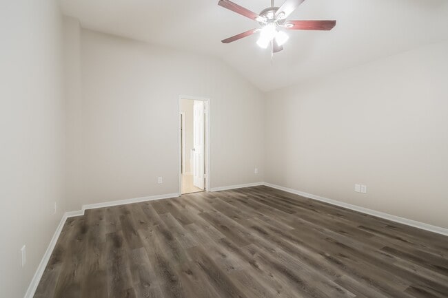 Building Photo - 3030 Killdeer Ln