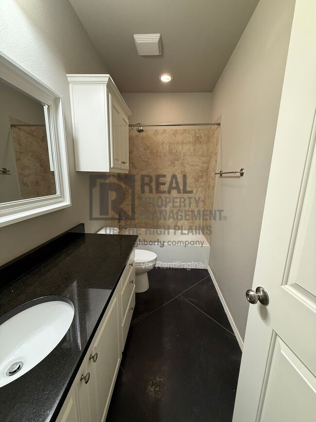 Building Photo - 7620 Legacy Pkwy
