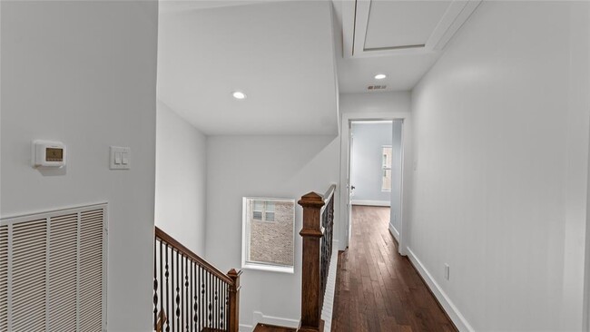 Building Photo - 9416 Glenfield Ct