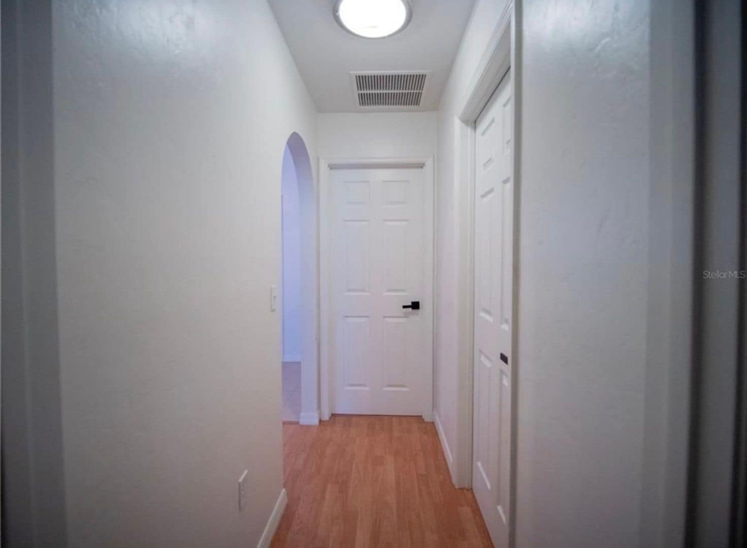 Building Photo - 720 NW Zack Dr