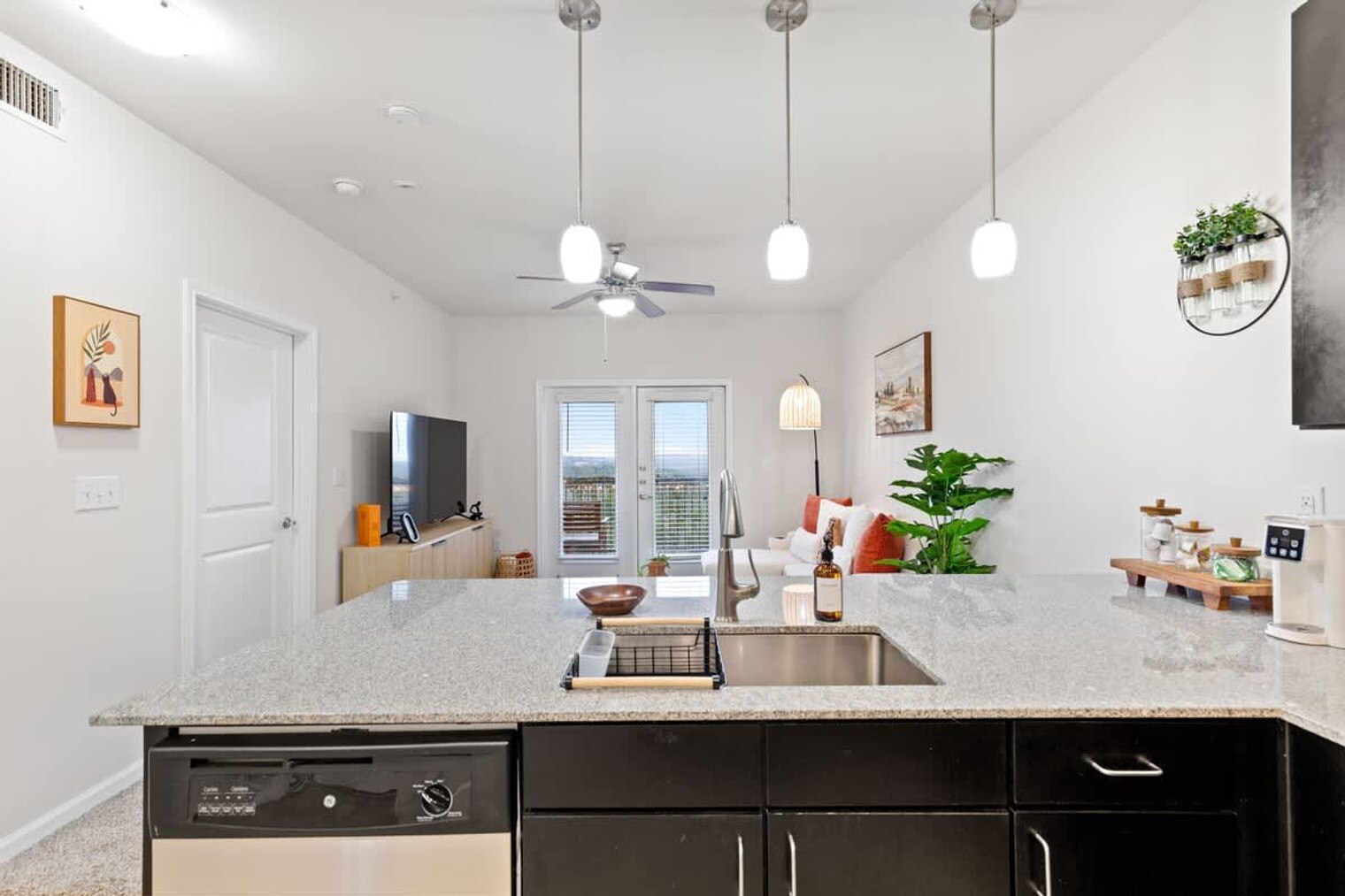 Building Photo - 9301 Old Bee Caves Rd