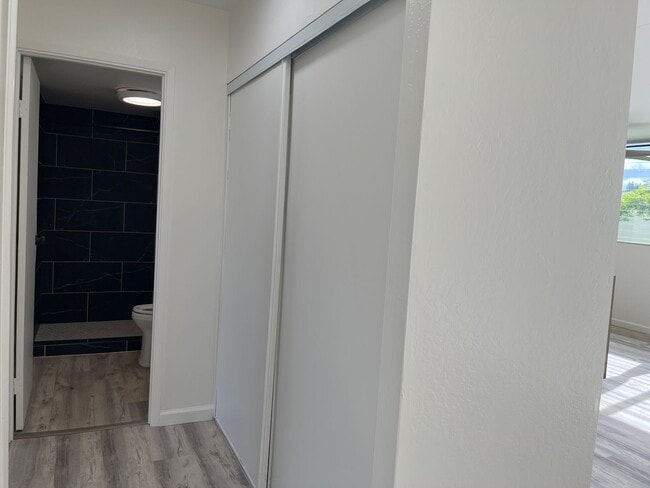 Building Photo - Mililani Area - Nahoa apts 2 bedrooms, 1 bath unit with 1 parking - Avail 4/1/26