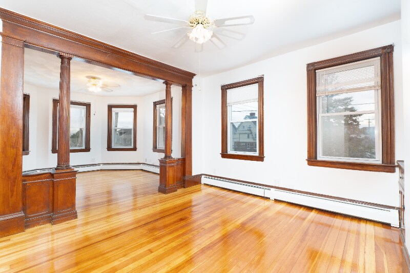 Building Photo - 317 Branch Ave