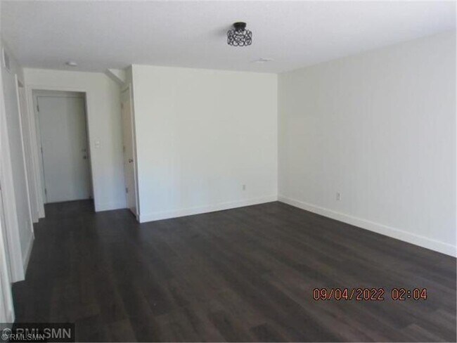 Building Photo - 7908 Beard Ave N