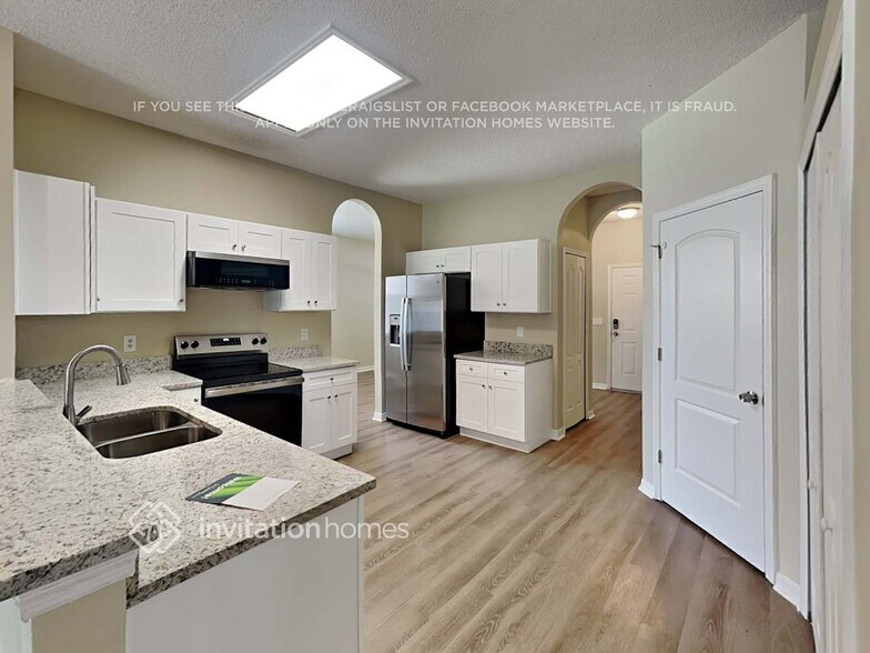 Building Photo - 3808 Andover Cay Blvd