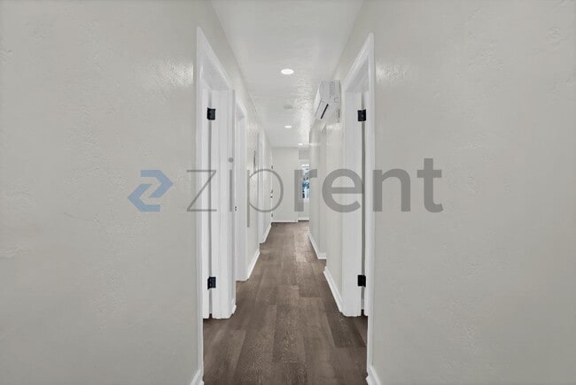 Building Photo - 265 Cherry Dr