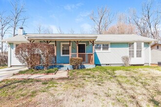 Building Photo - 429 Azalea Dr