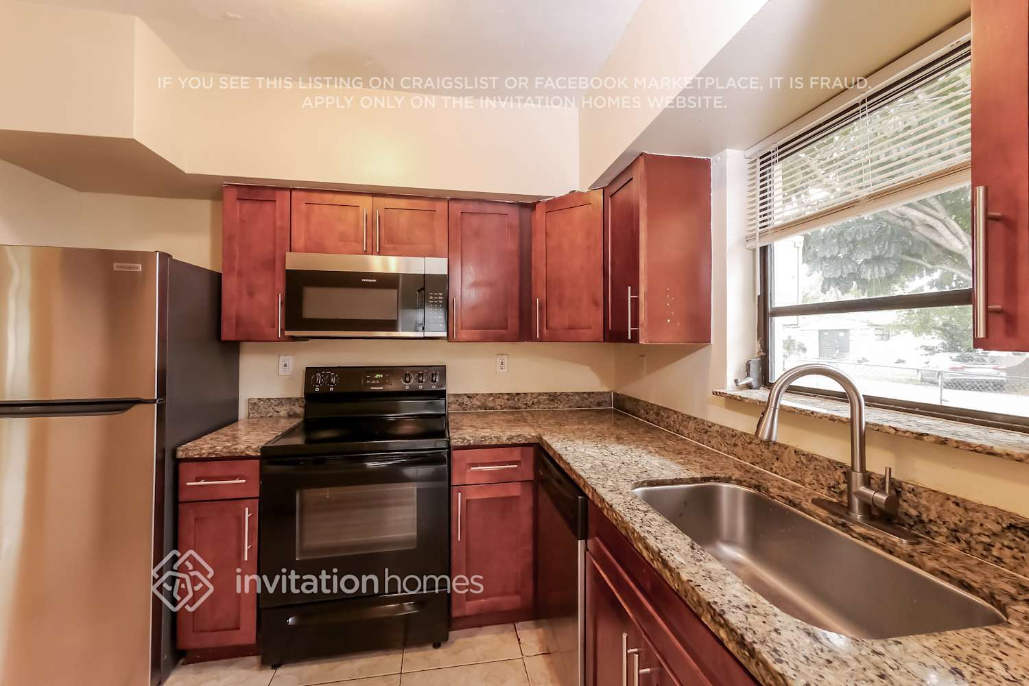 Building Photo - 510 NE 172nd St