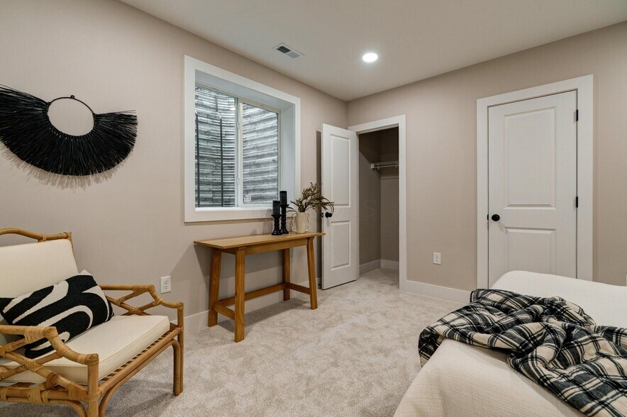 Bedroom 1 - 2587 Dayton Ave