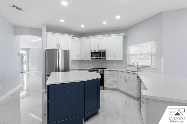 Building Photo - 45 Bruning Ln