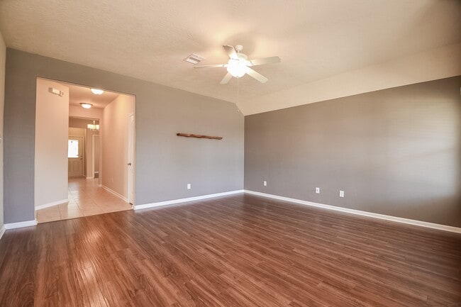 Building Photo - 22418 Lavaca Ranch Ln