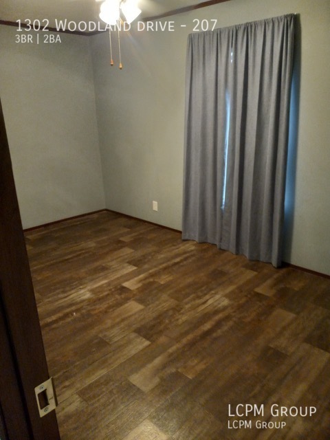 Building Photo - Top Of The Line Manufactured Home for Rent!!