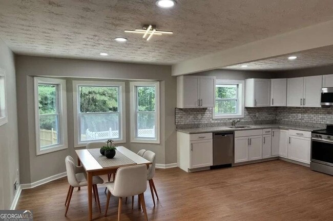 Building Photo - 1516 Chase Ct