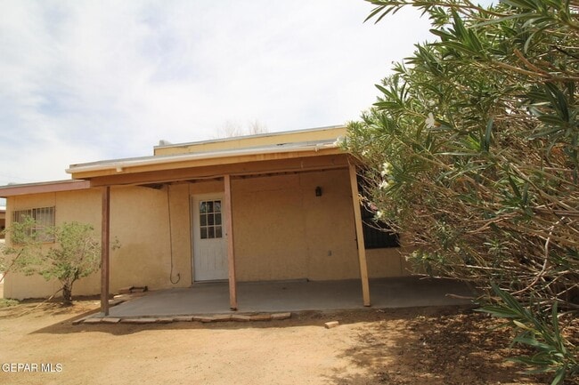 Building Photo - 10711 Ivanhoe Dr