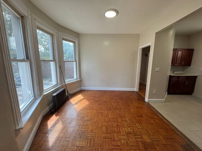 Building Photo - 1451 Rosedale Ave