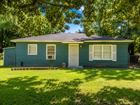 Building Photo - 2857 Walmar Dr